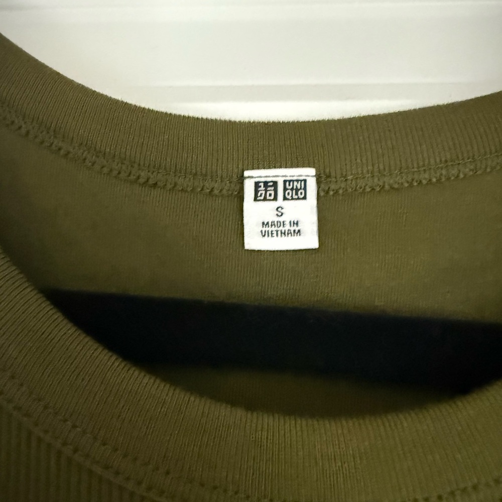 Olive Green Sleeveless Maxi Dress - Picture 2 of 3